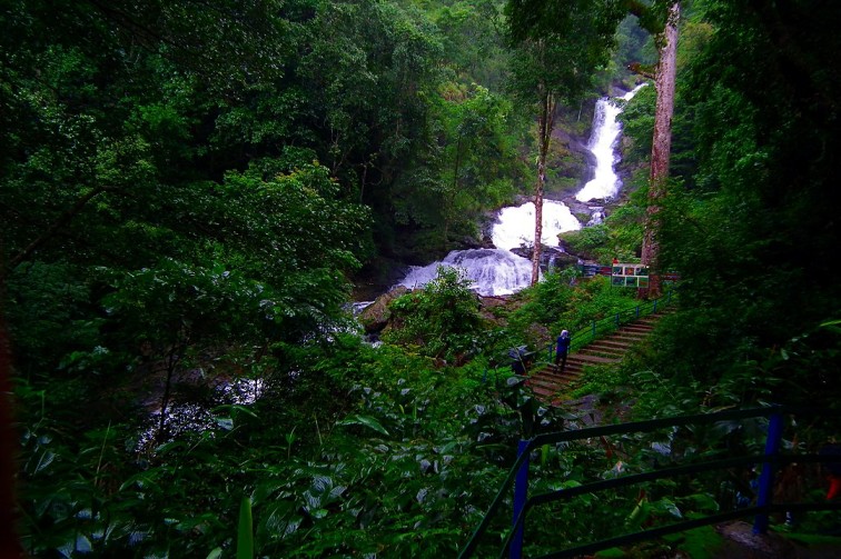 Iruppu Falls