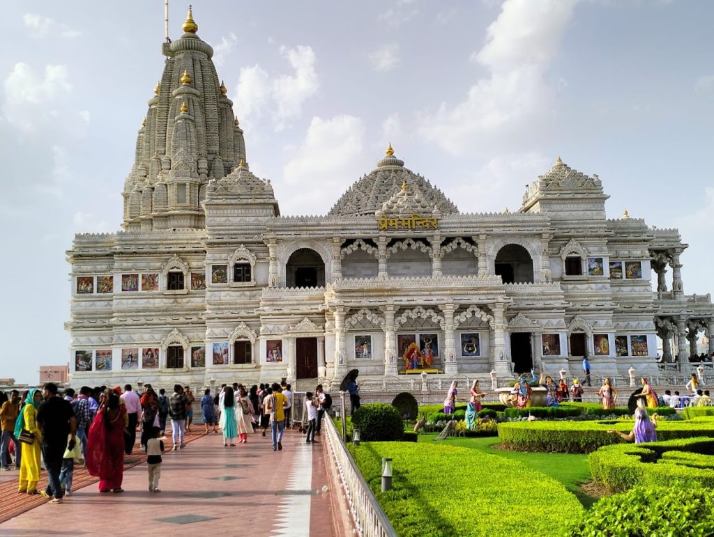 Govind Dev Ji Temple Vrindavan Timings, History, Entry Fee, And Aarti