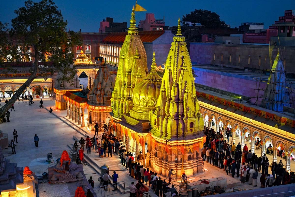 Kashi Vishwanath Temple Varanasi Timings History Entry Fee Aarti 