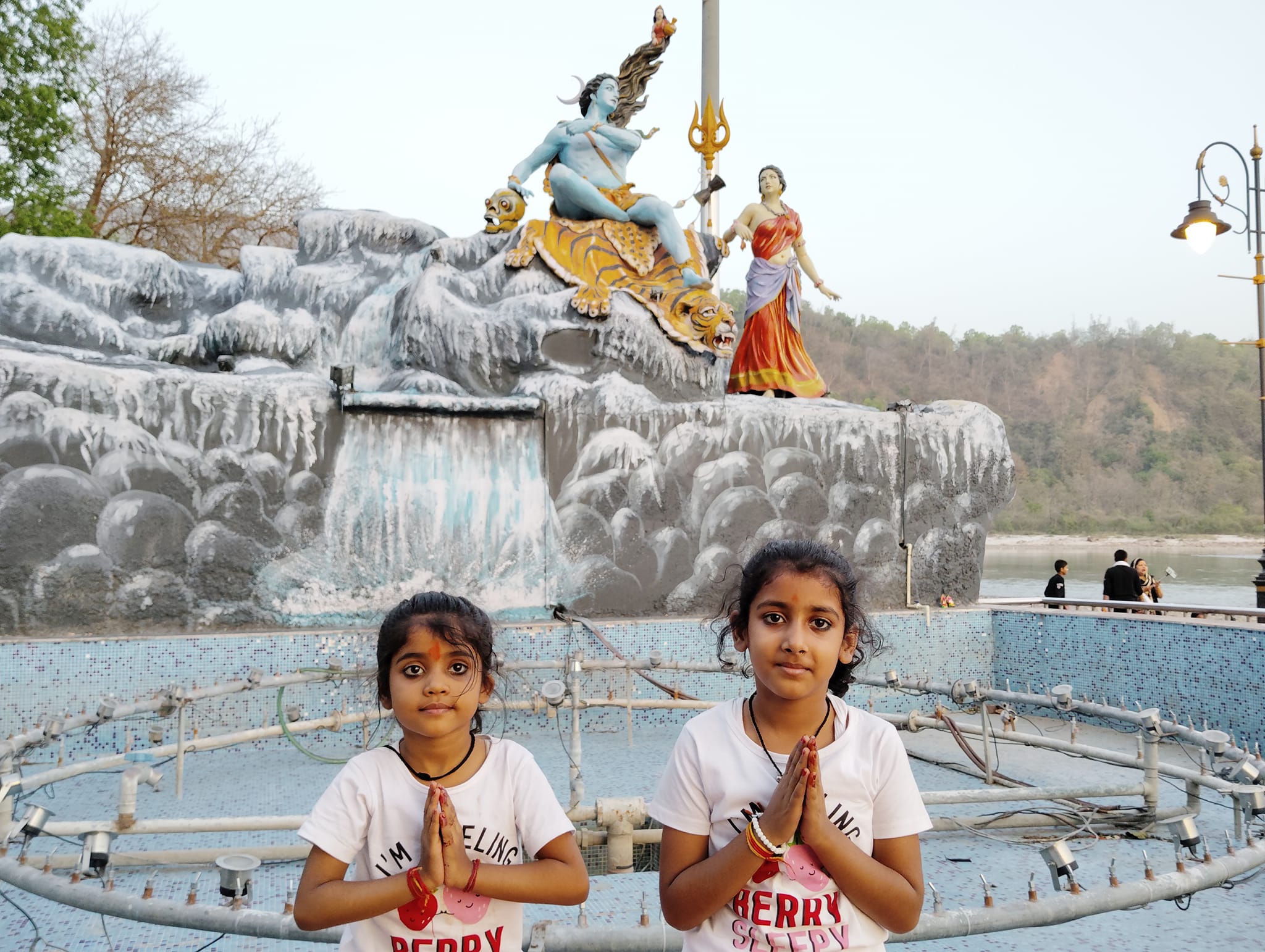 Triveni Ghat Statue of Devo Ke Dev Mahadev and our Mata Parvati