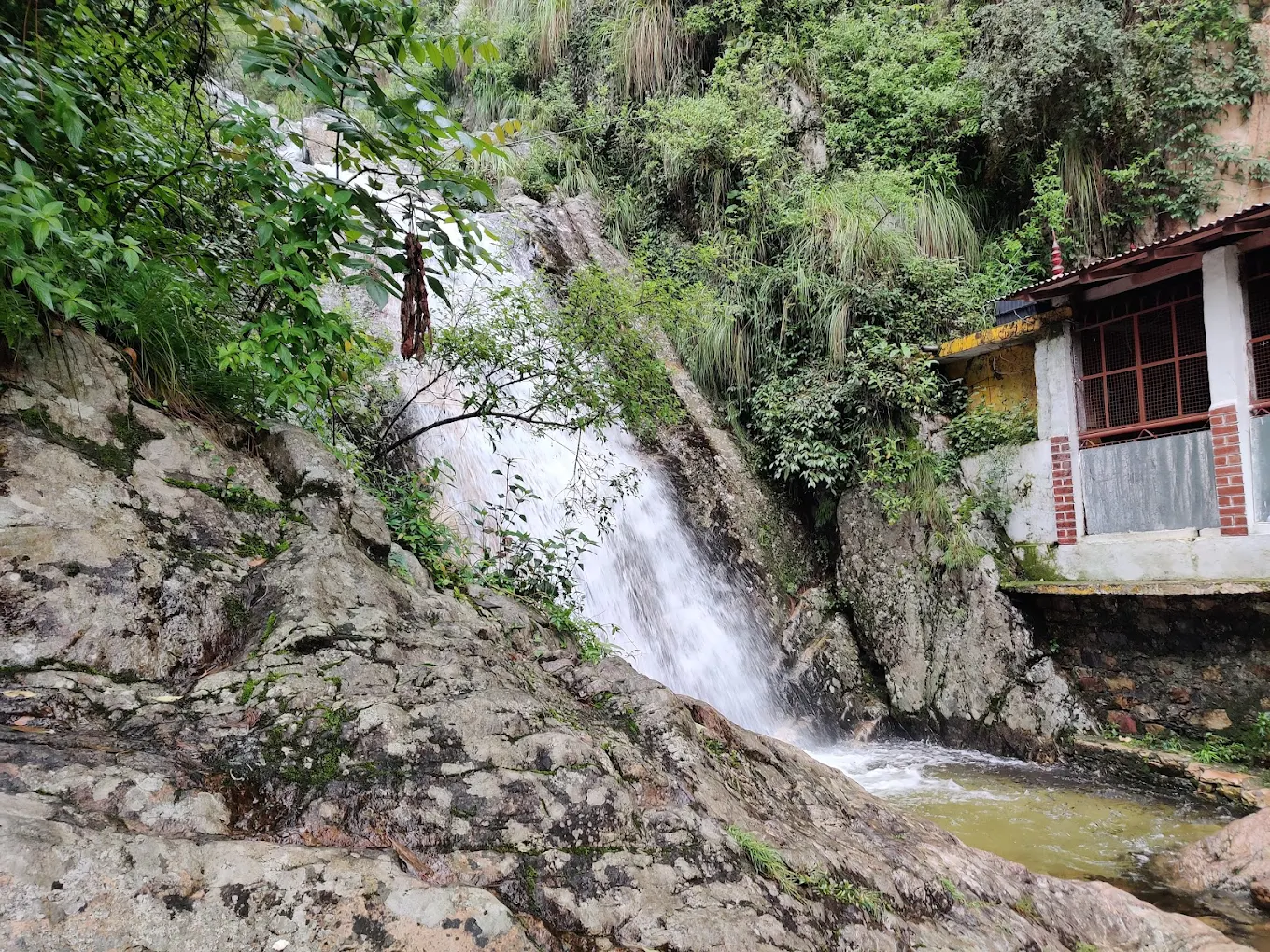 Rudradhari Falls